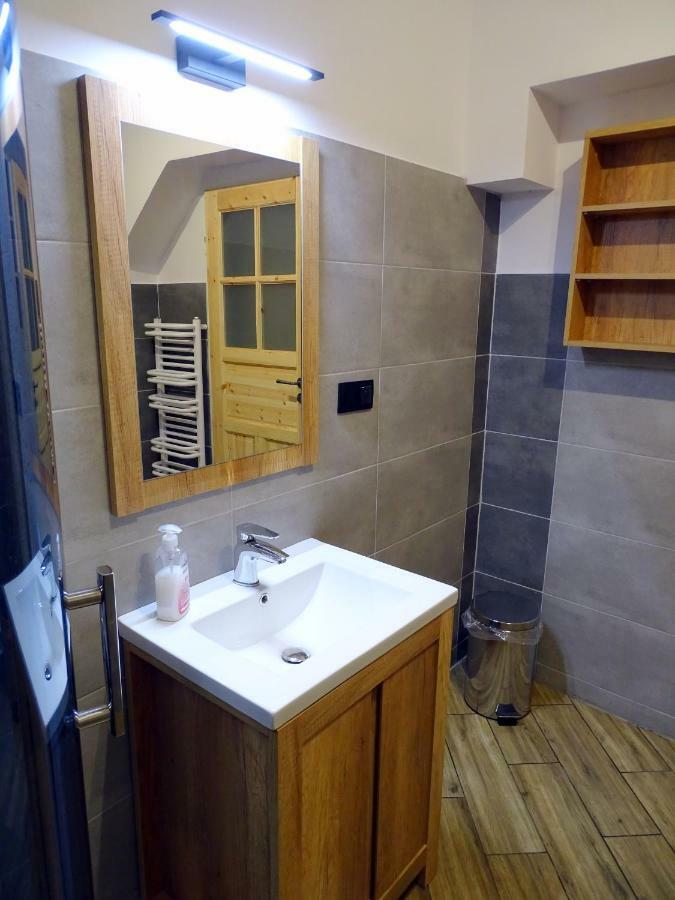 Mur 4 - Apartament Z Patio Торунь Экстерьер фото
